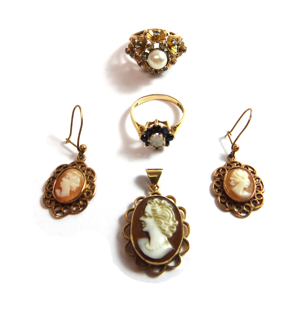 Appraisal: A gold cultured pearl and gem set dress ring decorated