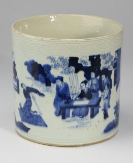 Appraisal: Chinese blue and white porcelain brush pot Chinese blue and