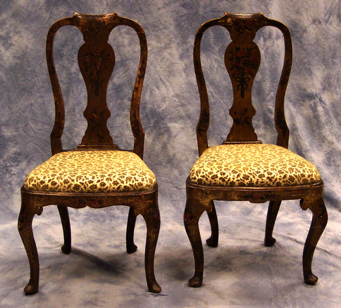 Appraisal: Pr Queen Anne spoon back Venetian balloon seat side chairs