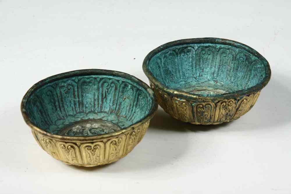 Appraisal: PAIR GILT BRONZE BOWLS - th- th c Ming Dynasty