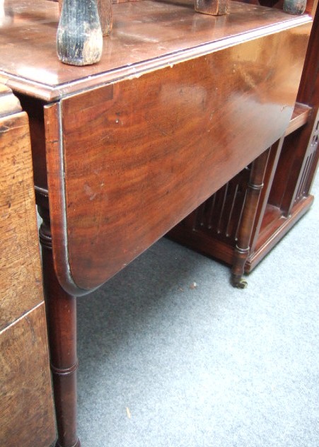 Appraisal: A Regency mahogany Pembroke table the single frieze drawer and