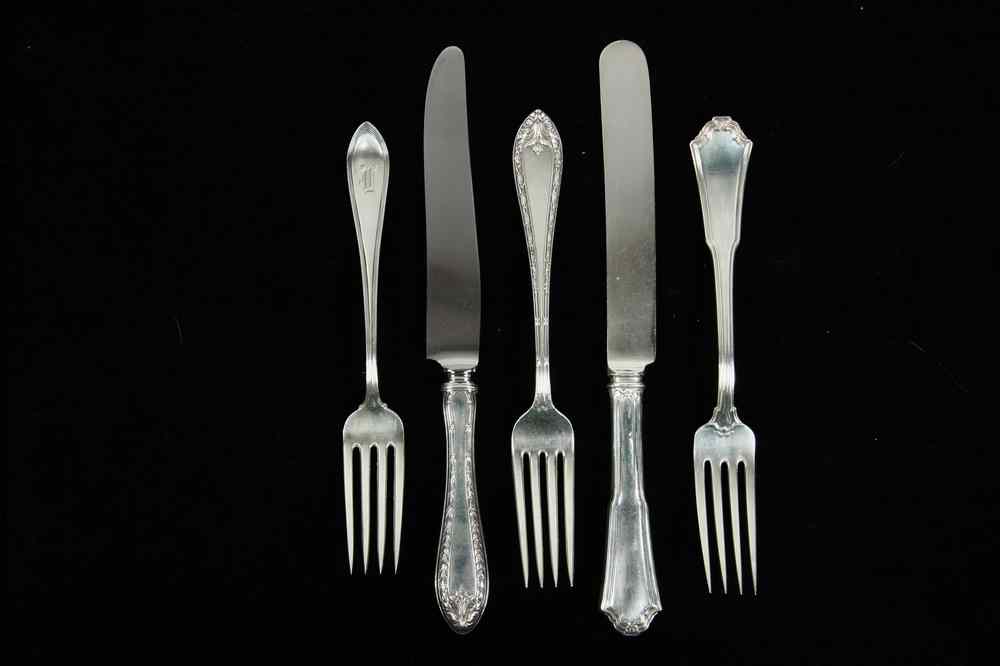 Appraisal: FLATWARE - Lot of pieces of assorted sterling flatware consists