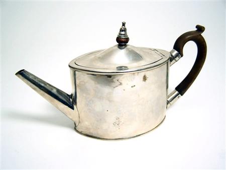 Appraisal: A George III teapot M Plummer London the plain body