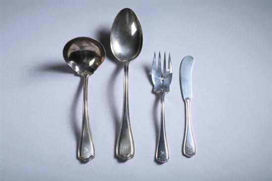 Appraisal: PIECES REED AND BARTON STERLING SILVER FLATWARE 'Hepplewhite' pattern Five