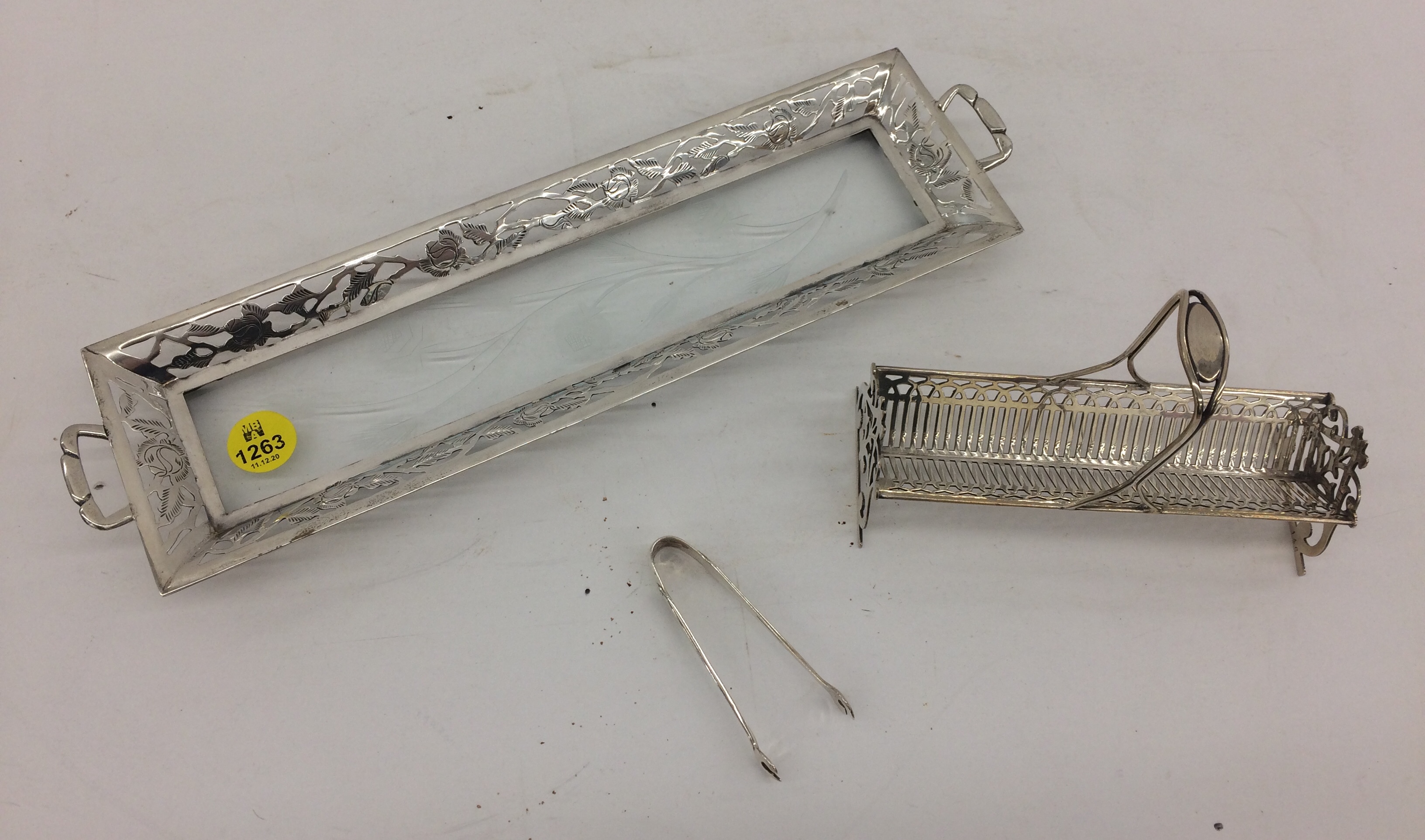 Appraisal: pc Sterling Sugar Trays Tongs- g TW