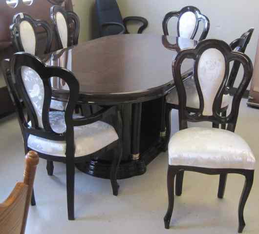 Appraisal: LOUIS XV STYLE MAHOGANY DINING TABLE AND CHAIR SET recent