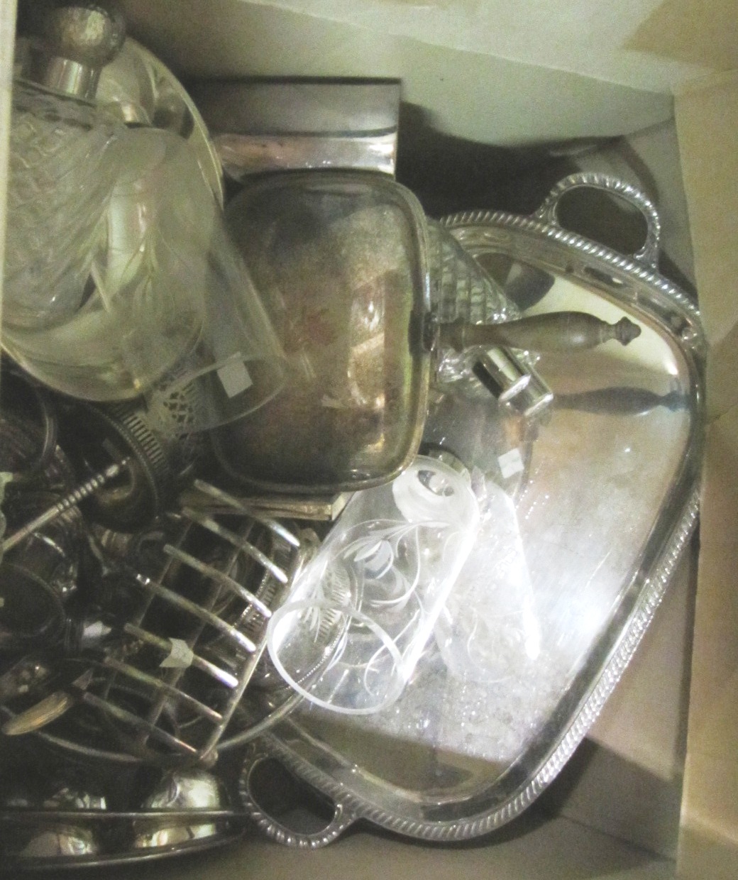 Appraisal: A quantity of silver plated items a tray a toast