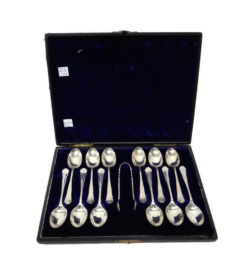 Appraisal: Silver comprising a set of twelve teaspoons London and a