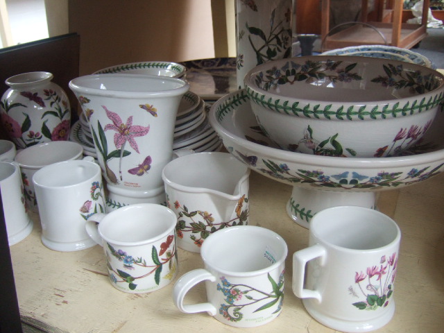 Appraisal: A collection of Portmeirion pottery 'Botanic Garden' pattern comprising a