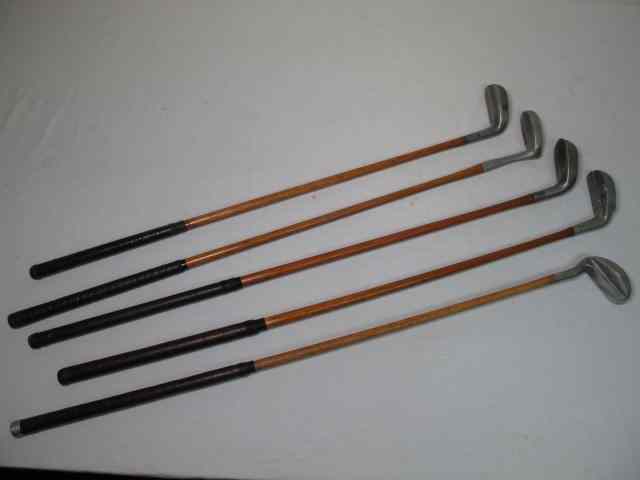 Appraisal: Lot of five wood shaft aluminum mallet head putters Includes