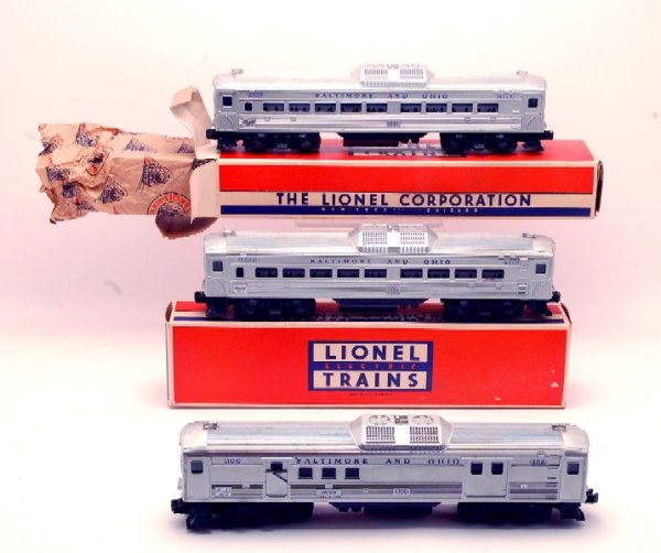 Appraisal: Postwar Lionel Budd RDC Commuter train set W circa comprised