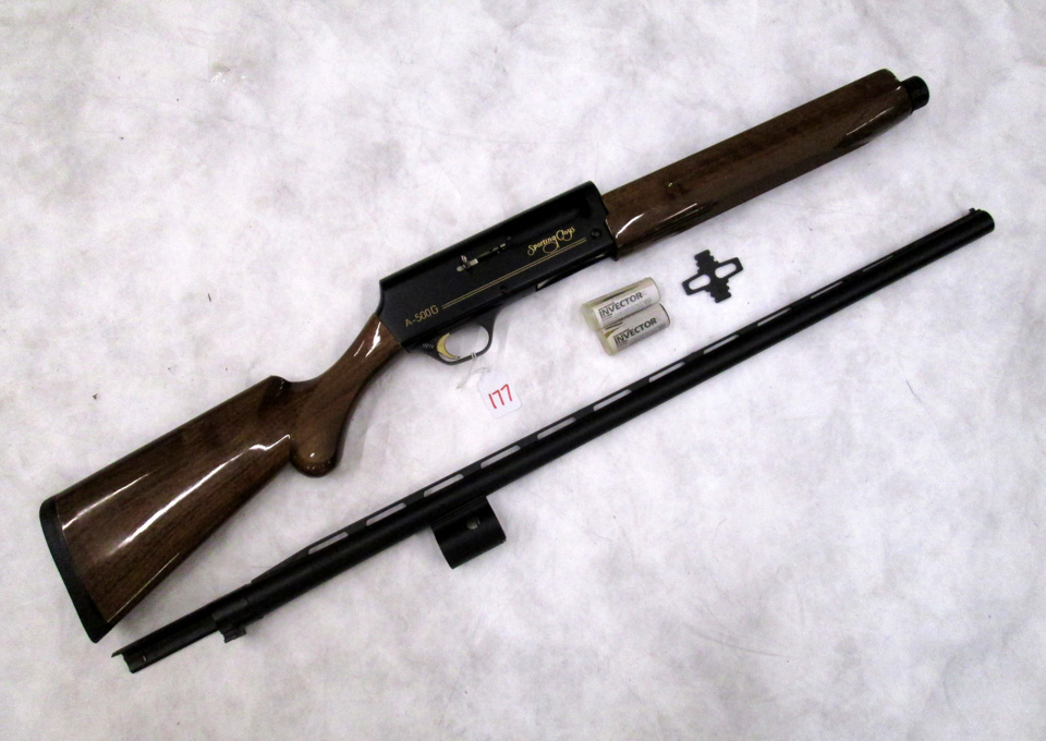 Appraisal: BROWNING MODEL A- G SPORTING CLAYS SEMI-AUTO SHOTGUN a gauge