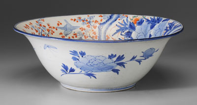 Appraisal: Large Imari Porcelain Bowl Japanese late th early th century