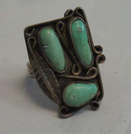 Appraisal: 's- 's Native American - Navajo silver ring with natural