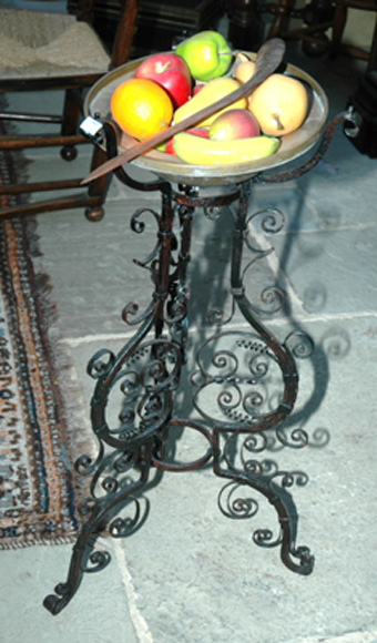 Appraisal: A TH CENTURY WROUGHT IRON POT STAND The open work