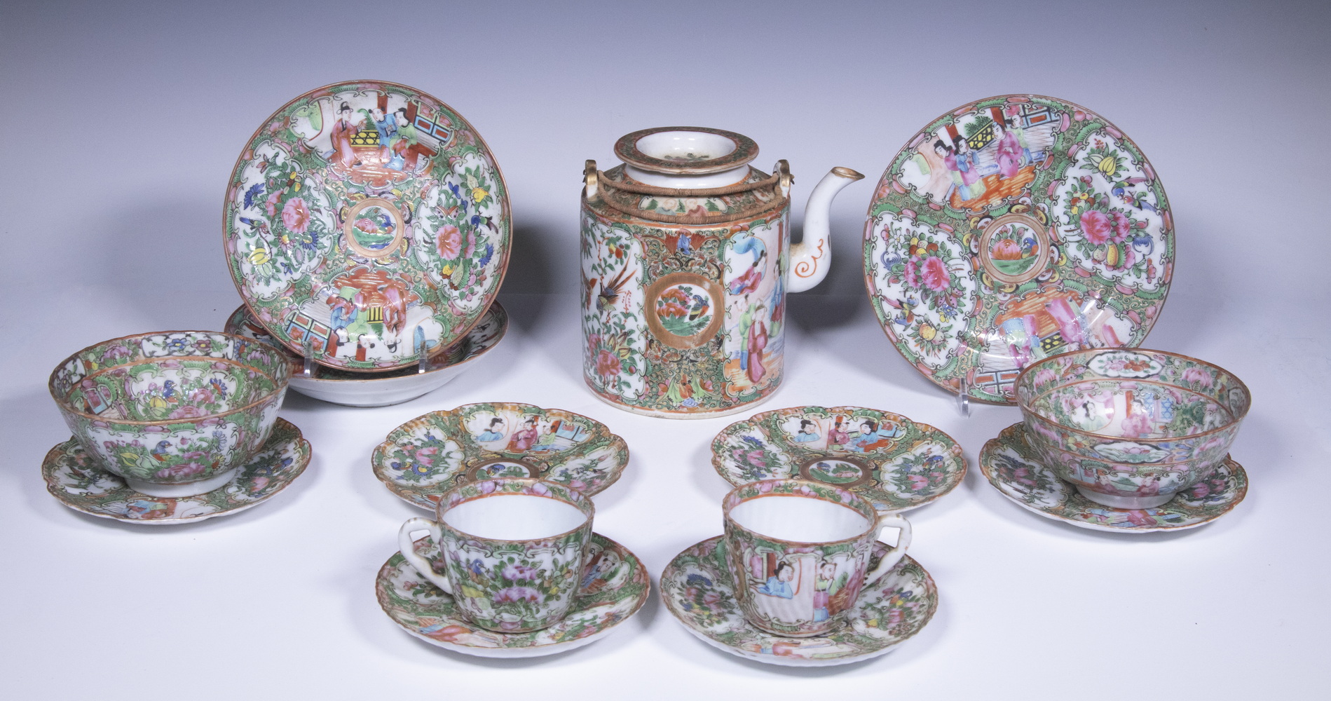 Appraisal: CHINESE ROSE MEDALLION DISHES Pieces of th c Chinese Export