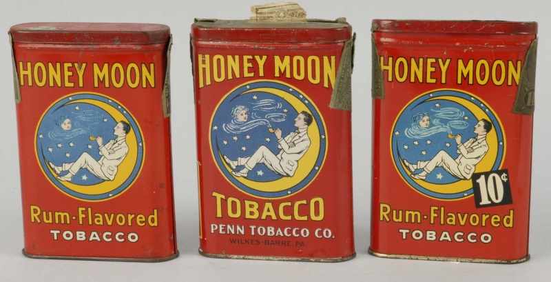 Appraisal: Lot of Honeymoon Tobacco Pocket Tins Description All depict a