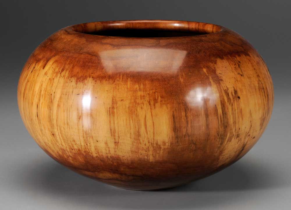 Appraisal: Philip Moulthrop American th century lathe-turned spalted river birch bowl