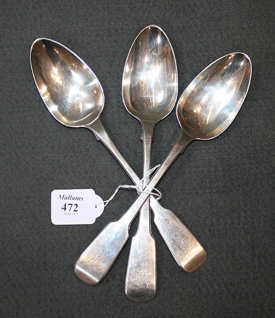 Appraisal: A SET OF THREE OLD ENGLISH PATTERN SERVING SPOONS long