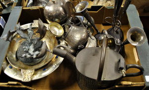 Appraisal: A box of miscellaneous metalware including ep centre-piece egg boiler