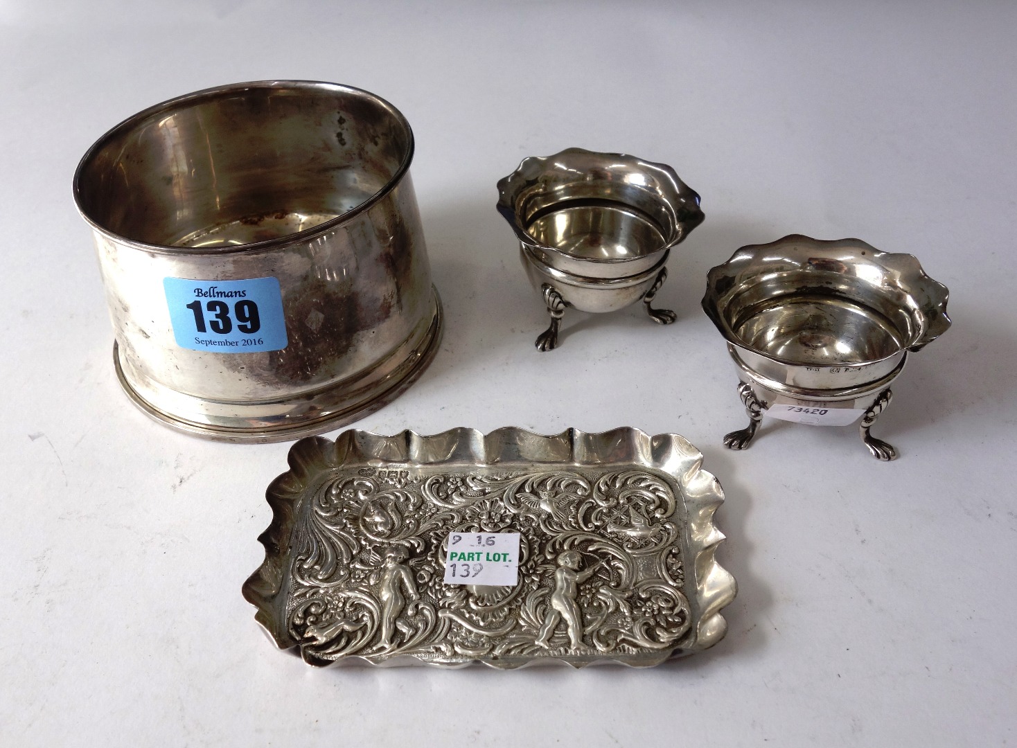 Appraisal: An Edwardian silver rectangular pin tray Goldsmiths Silversmiths Company London