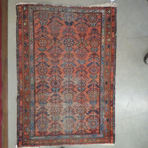 Appraisal: Semi-Antique Persian Handmade Mat floral on salmon field ' x