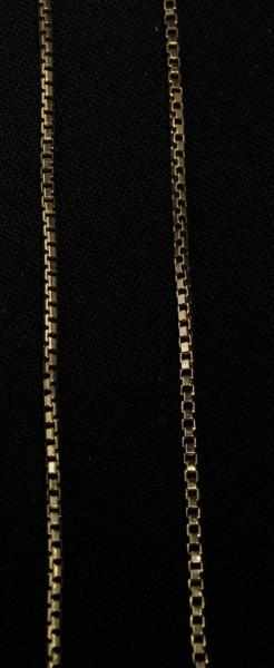 Appraisal: Lot of K Y Gold Necklaces Description Both are mm