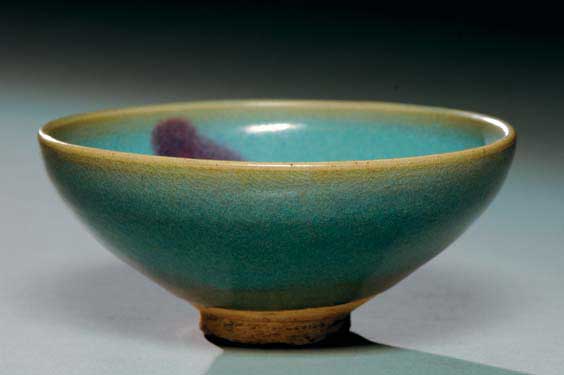 Appraisal: YUAN JUNYAO BOWL Chinese Yuan Dynasty junyao glazed bowl of