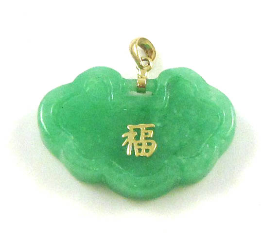 Appraisal: CHINESE JADE AND FOURTEEN KARAT GOLD PENDANT with a carved