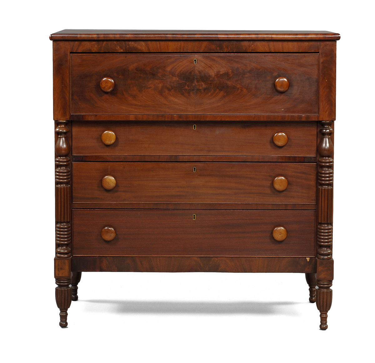 Appraisal: FEDERAL MAHOGANY GENTLEMANS CHEST OF DRAWERS The rectangular top over