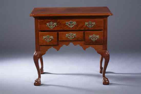 Appraisal: PHILADELPHIA CHIPPENDALE STYLE WALNUT LOW BOY Projected top having molded