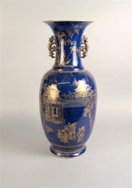 Appraisal: Chinese export porcelain vase Of baluster form decorated with a