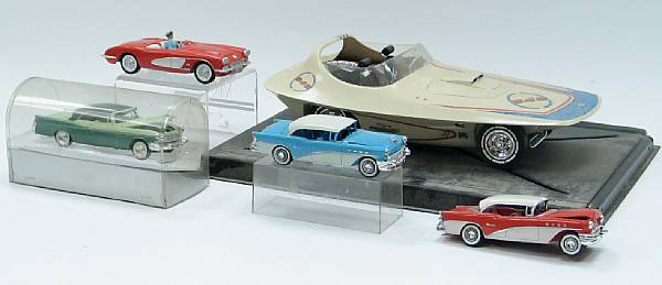 Appraisal: Store Display kits Lot includes several th scale store displays