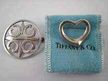 Appraisal: A Tiffany silver heart brooch approx cm together with another