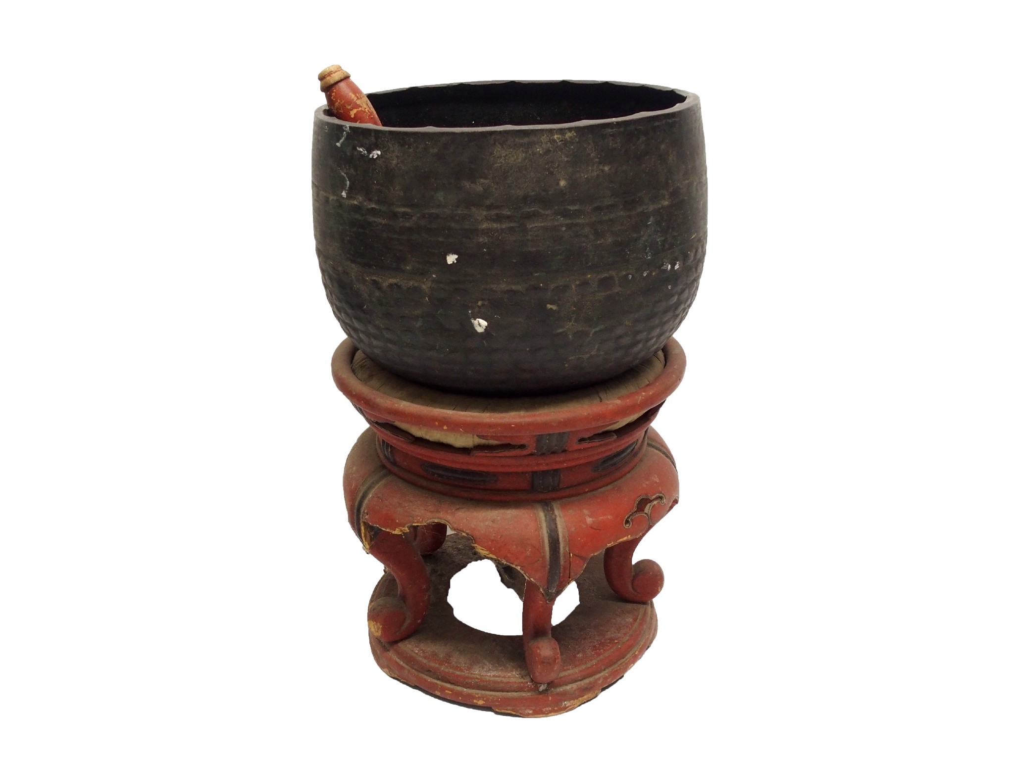 Appraisal: A Chinese hardwood copper drum gongon a red lacquered scroll