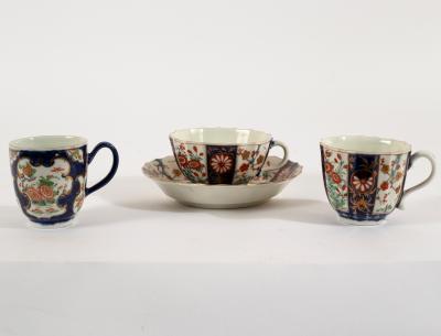 Appraisal: A Worcester fluted trio circa painted with a brocade pattern