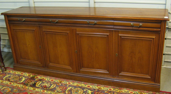 Appraisal: NEOCLASSICAL STYLE MAHOGANY BUFFET th century The front of the