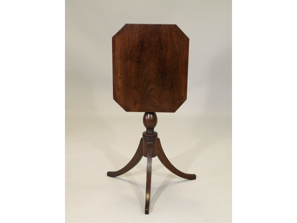 Appraisal: Tilt Top Candlestand Mid-Atlantic Early th c mahogany rectangular hinged