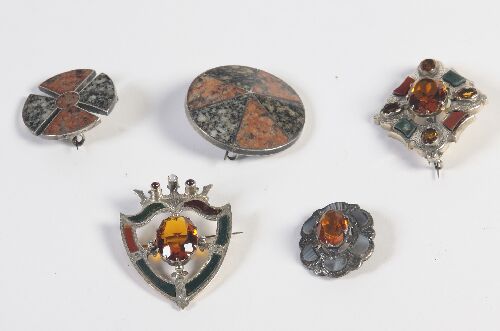 Appraisal: A group of various Scottish jewellery including kilt pins brooches