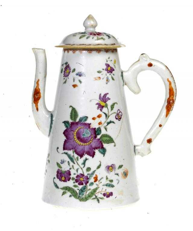 Appraisal: A CHINESE PORCELAIN COFFEE POT AND A COVER the tapered