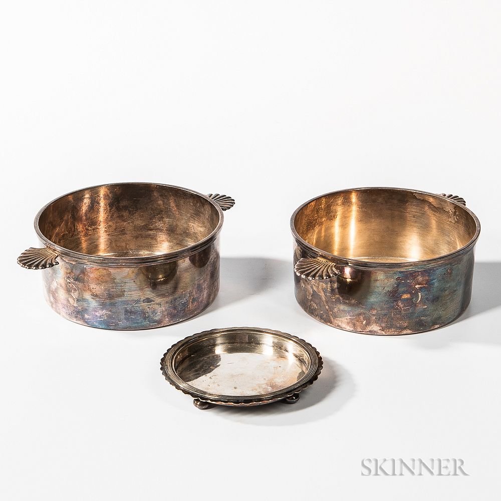 Appraisal: Three Pieces of Silver-plated Tableware Three Pieces of Silver-plated Tableware