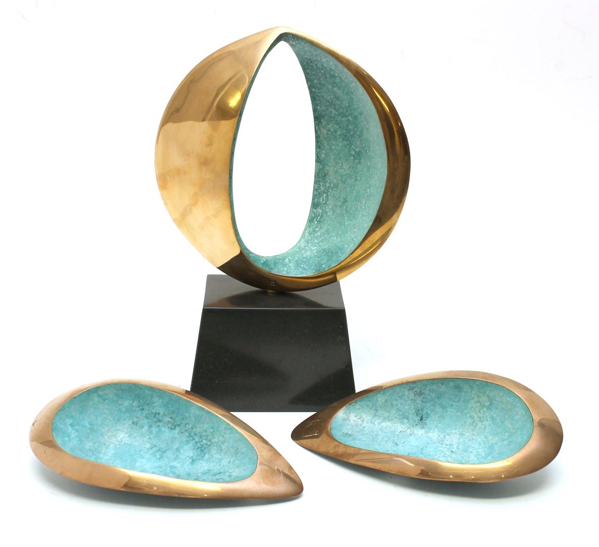 Appraisal: Philip Hearsey b a polished and patinated bronze sculpture on