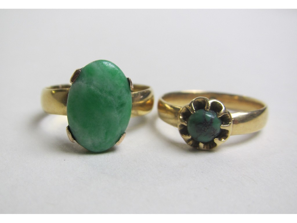 Appraisal: Lot comprising ct gold jade single stone ring and a