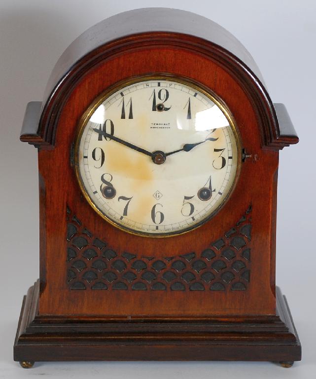 Appraisal: EARLY TWENTIETH CENTURY WILLIAM L GILBERT CLOCK CO AMERICAN MAHOGANY