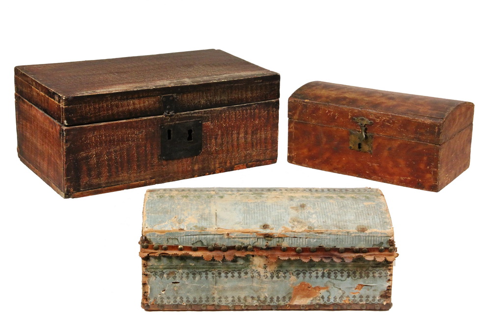 Appraisal: EARLY BOXES - th c or earlier New England Softwood