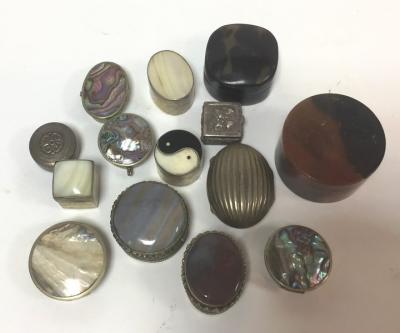 Appraisal: A group of small decorative boxes foreign silver semi-precious stones