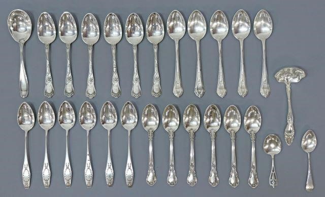 Appraisal: lot of American sterling silver spoons highlights include Gorham Wreath