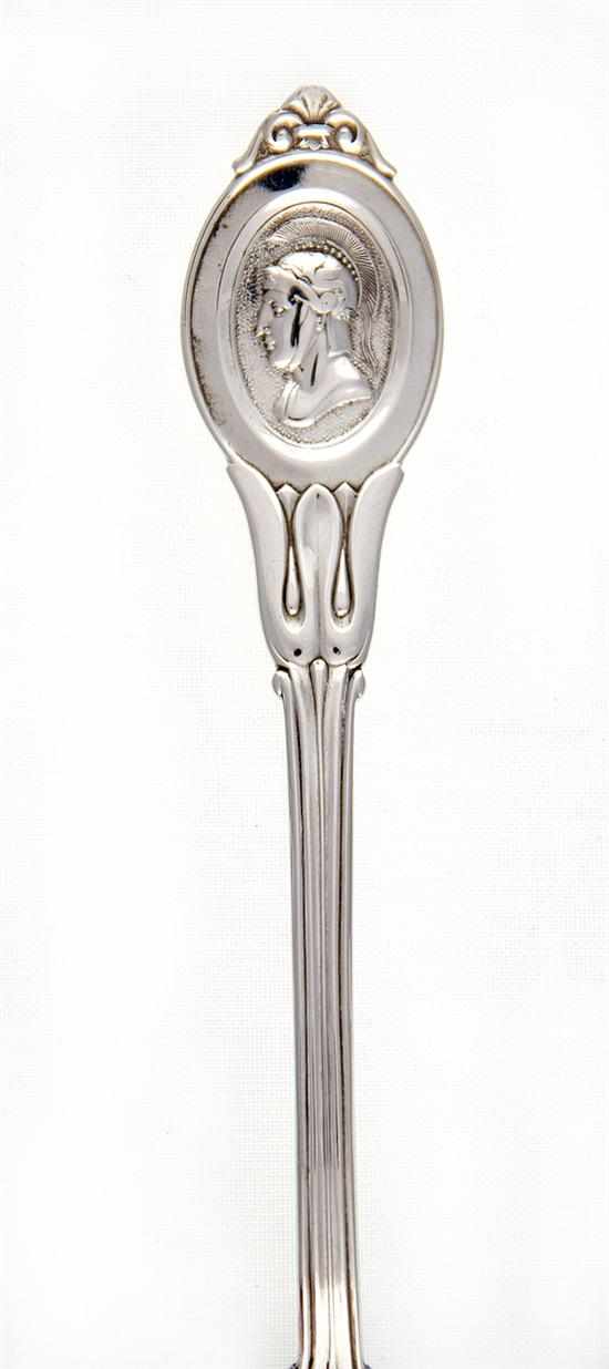 Appraisal: F A Durgin Medallion pattern sterling flatware Missouri circa comprising