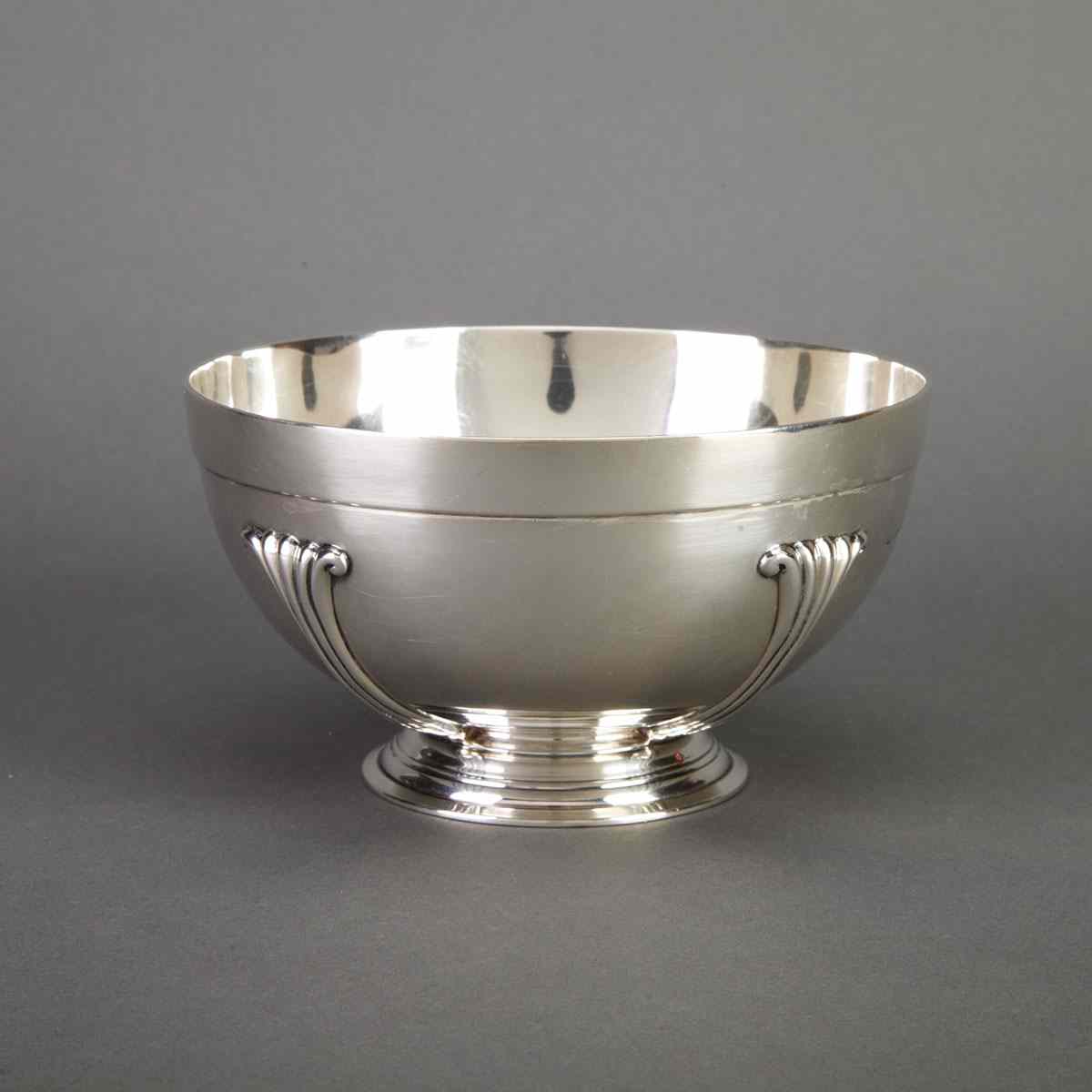 Appraisal: English Silver Bowl London diameter cm diameter g Weight oz