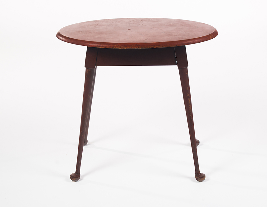 Appraisal: QUEEN ANNE-STYLE SMALL OVAL-TOP TABLE American th century cherry Assembled